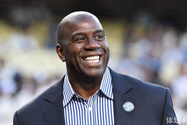 库里13分李凯尔8分 勇士擒灰熊3连胜排西部第2