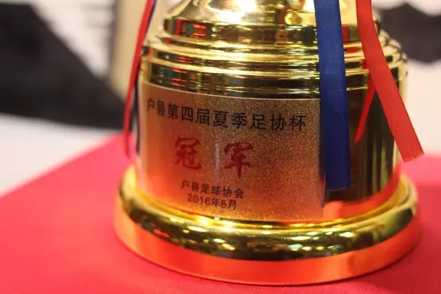 波尔津吉斯自曝接受脚踝手术 最快12月份复出